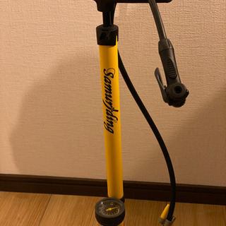 スポーツバイク用空気入れ2000円で譲ります。