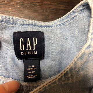 GAP デニム シャツ　6ヶ月から12ヶ月　70センチの画像