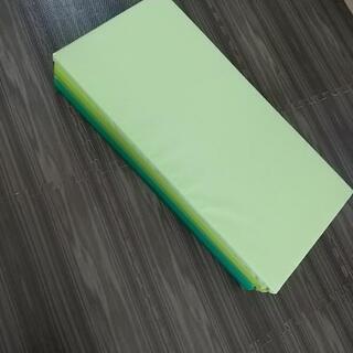 IKEA 室内運動マットの画像