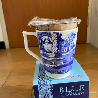 未使用・箱付き　茶漉し付きマグカップ2セットの画像