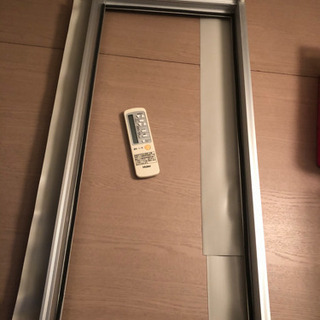エアコン窓用の画像
