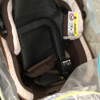 価格交渉可能　コンビ　チャイルドシートの画像
