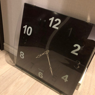 文字が大きく見えやすい時計ですの画像