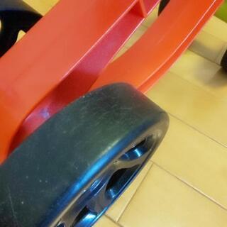 室内用 乗り物おもちゃ の画像