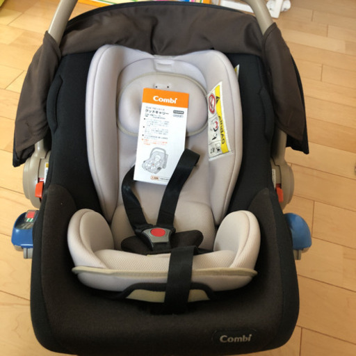 チャイルドシート　グッドキャリー　コンビ