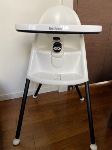 ベビービョルン　ハイチェア(旧式、ハーネス無し）