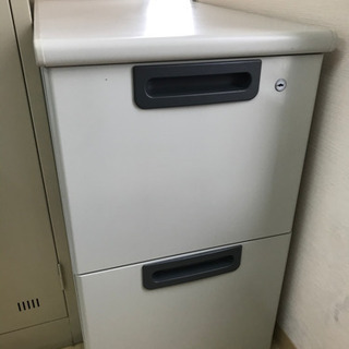 【取りに来ていただける方限定】差し上げます！サイドキャビネットの画像