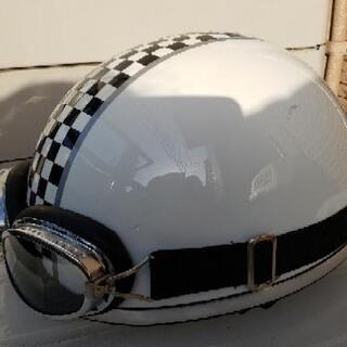 半帽ヘルメットの画像