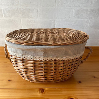 バスケット　フタ付き　大きめの画像