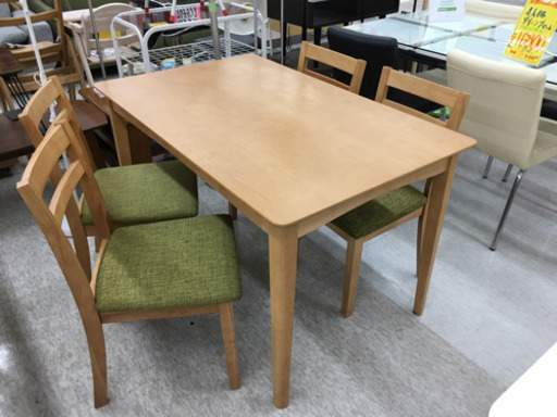 アースカラー、グリーンがステキ、ダイニングセット