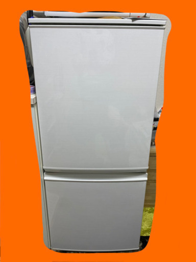 【美品】冷蔵庫　SHARP　137L
