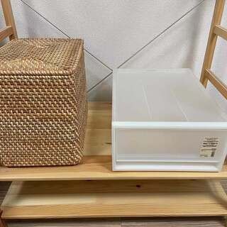 【売ります！】無印パイン材シェルフ（ハンガー/収納小物付き）の画像