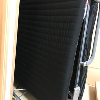 シングルベッドの画像