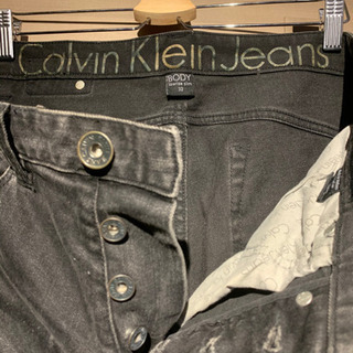 Calvin Kleinジーンズ黒(アメリカ32サイズ)の画像