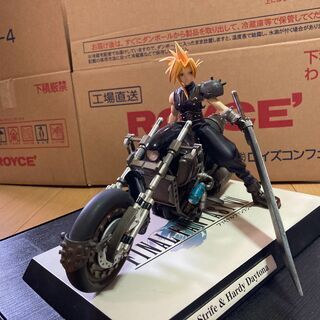 更に値下げしました　ファイナルファンタジー7　　クラウド　