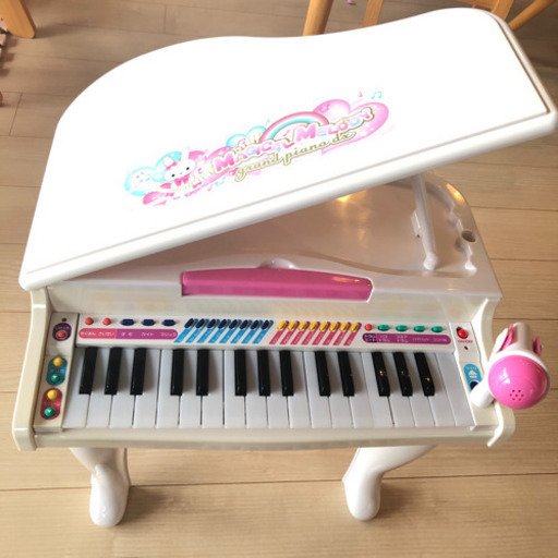 ピアノ　オモチャ