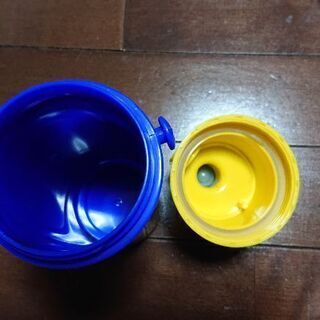 【無料】子ども用水筒の画像