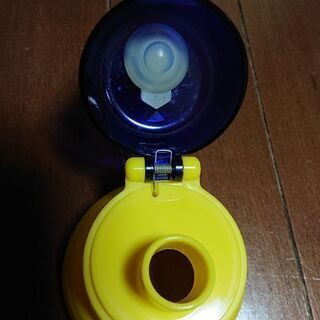 【無料】子ども用水筒の画像