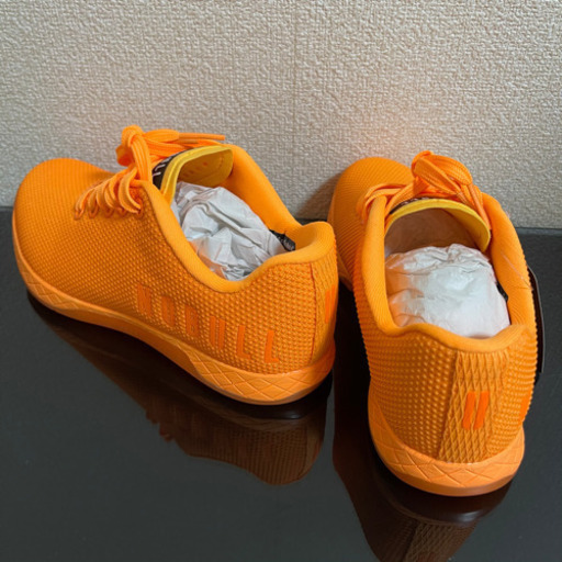 NOBULL ノーブル　スニーカー　シューズ　23.5cm オレンジ