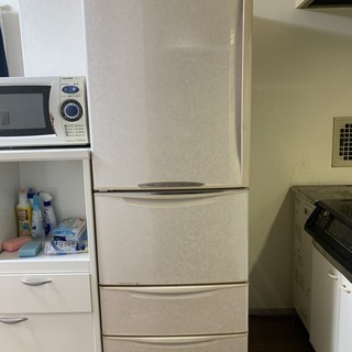 冷蔵庫差し上げます