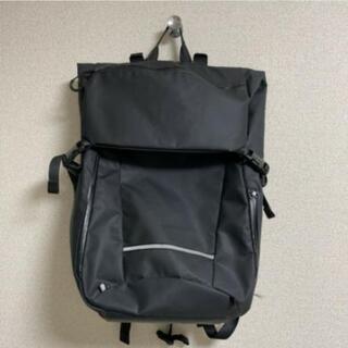 置き引きに遭ったリュックを探しています。 