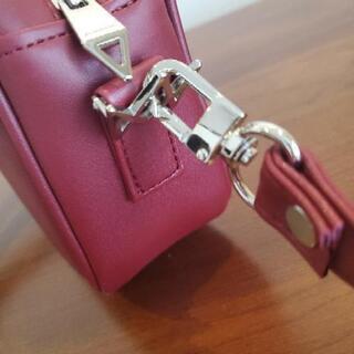 ショルダーバック　赤の画像