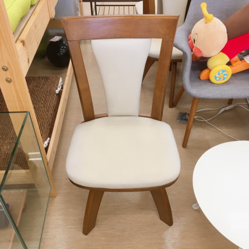 回転チェア☆ダイニングチェア☆幅62.5×奥行62.5×高さ90(座面まで40)cm☆座面固め☆中古品☆