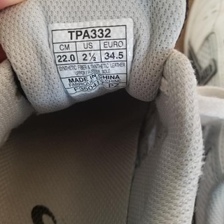 差し上げます◆asics アシックス　卓球シューズ 　22.0cm◆の画像