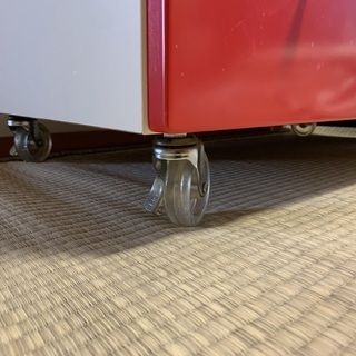 綺麗な整理タンスです。の画像