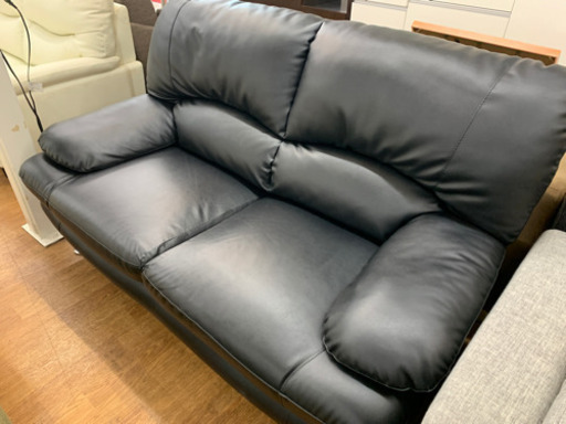 2人掛けソファ　ブラック【店頭取引限定】【中古品】早い者勝ち！?足立区近郊配送可能！！