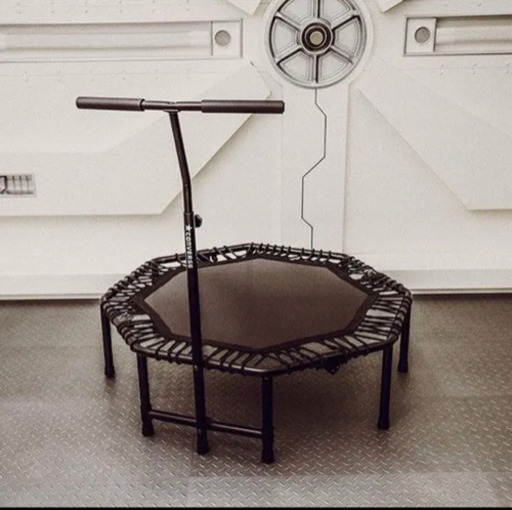 非売品　抽選　Converse トランポリン