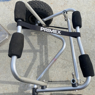 取り引き中。カヌーボート台車