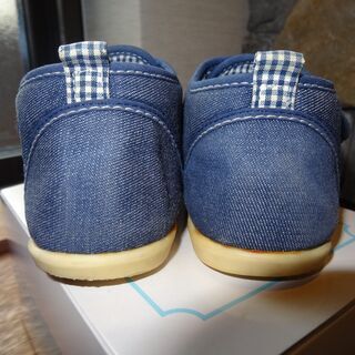 ファミリア☆彡デニムシューズ　サイズ１４㎝の画像