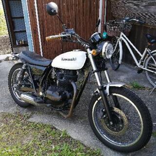 カワサキ　TR 250