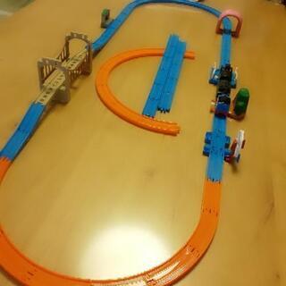 カプセルプラレール / レールたくさん の画像