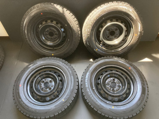 美品 バリ溝 2020年製造！！スタッドレス 175/70R14 ダンロップ ウィンターマックス02 4本セット