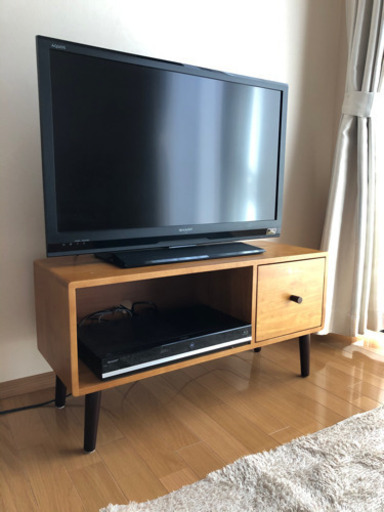SHARP 32型液晶テレビ