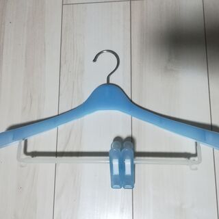 ハンガー（分厚め）をお譲りしますの画像