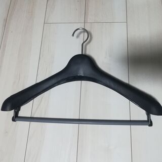 ハンガー（分厚め）をお譲りしますの画像