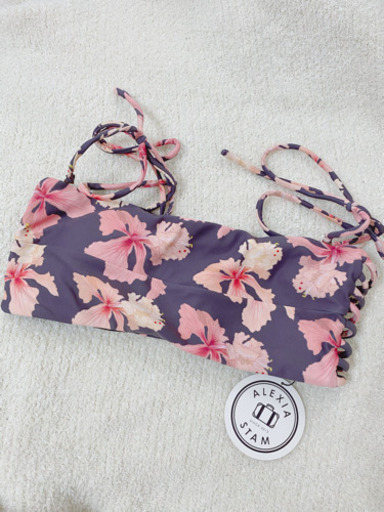 新品未使用タグ付き　アリシアスタン 20ss 水着　トップスのみ