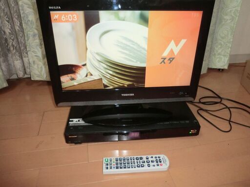東芝液晶テレビ19A8000+シャープのブルーレイレコーダーBD-HDS53+マルチリモコン