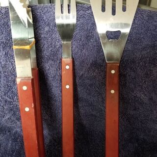 BBQ　バーベキュー　ツール　3点セット　中古品  ステンレス製  Char-Broil  (スパチュラ、トング、フォーク)の画像