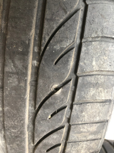 タイヤ  225/40R18 中古