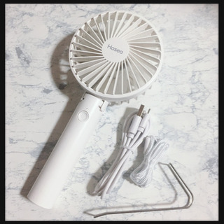 ꒰未使用꒱携帯用2wayミニ扇風機 白 小型ファン 首掛け 卓上...