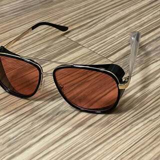 【売ります！】アイアンマンサングラス（計13個・コスプレ用）の画像