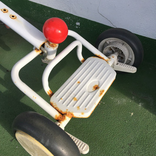 三輪車の画像