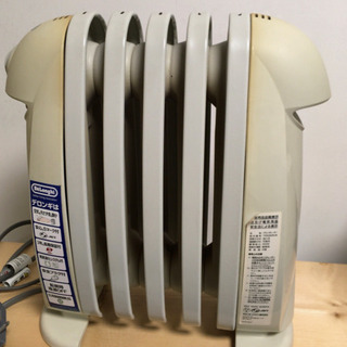 デロンギ オイルヒーター TRN0505JS/中古品