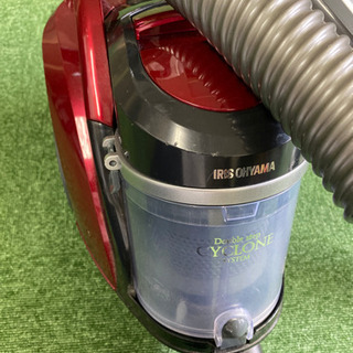 アイリスオオヤマ　掃除機　赤の画像