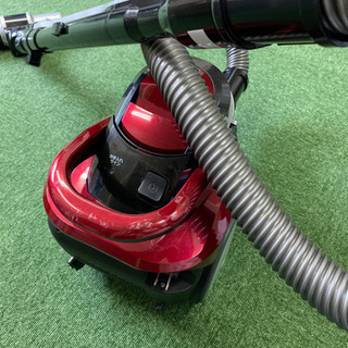 アイリスオオヤマ　掃除機　赤の画像