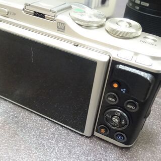 OLYMPUS PEN E-PL9 EZダブルズームキットの画像